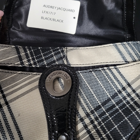 London Fog Purse - Shoulder Bag or Crossbody - Picture 8 of 11